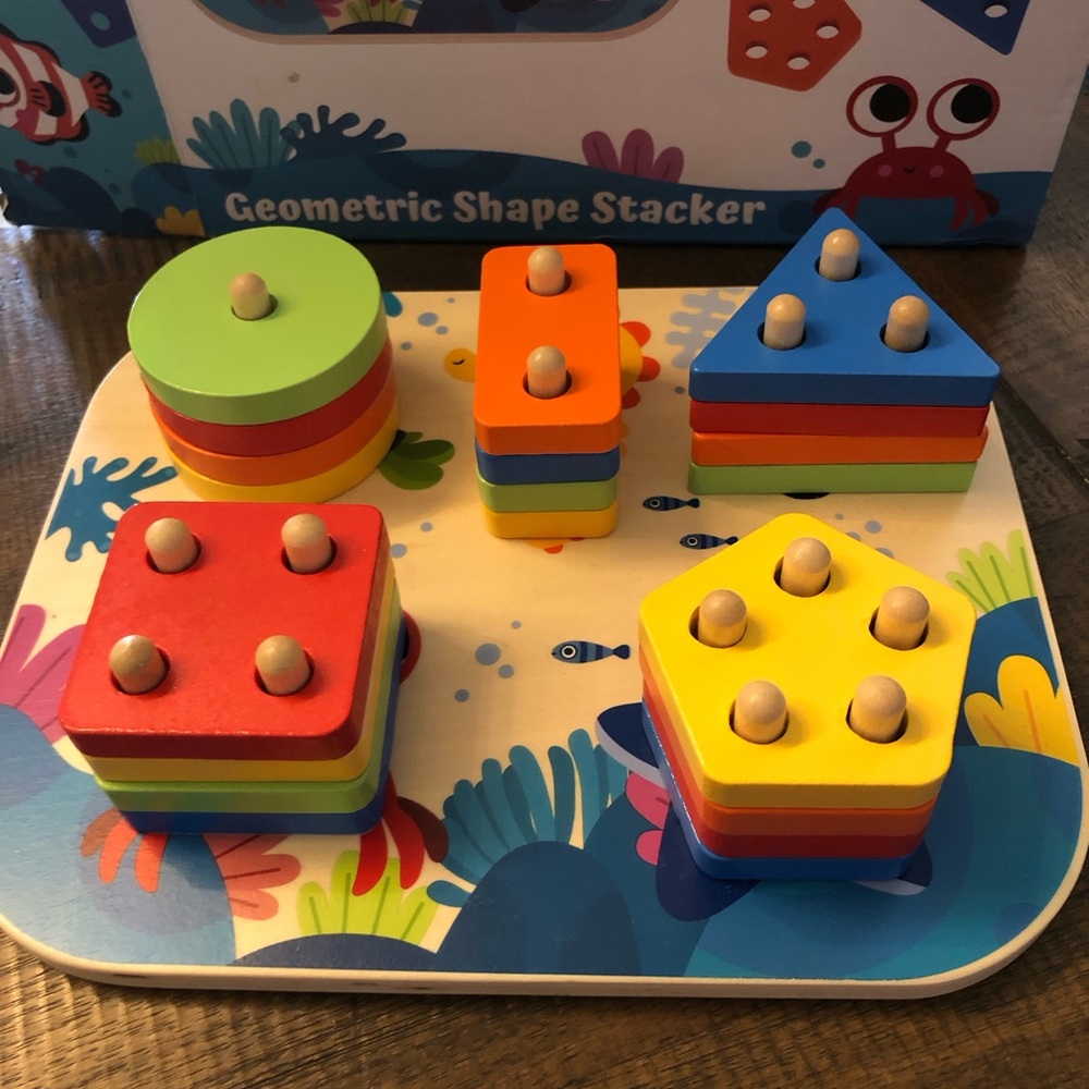 MELOFAVOR Wooden Sort Stack Peg Puzzle Montessori Ages 2-3 German Brand Like NEW
